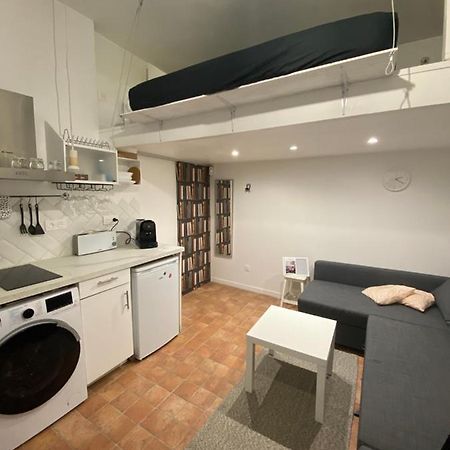 Appartamento Studio Au Coeur De Parigi Esterno foto