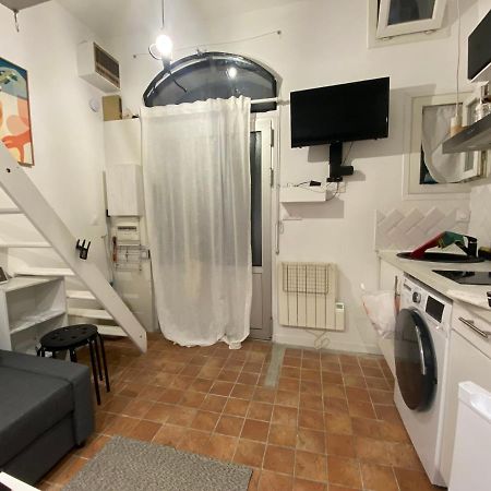 Appartamento Studio Au Coeur De Parigi Esterno foto