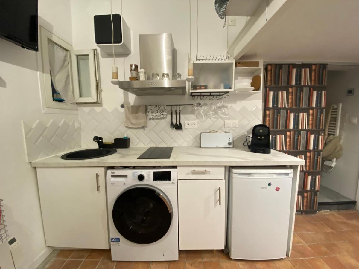 Appartamento Studio Au Coeur De Parigi Esterno foto